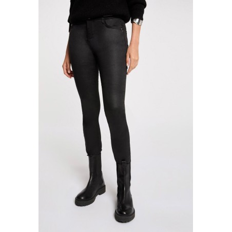 Pantalon slim enduit noir femme